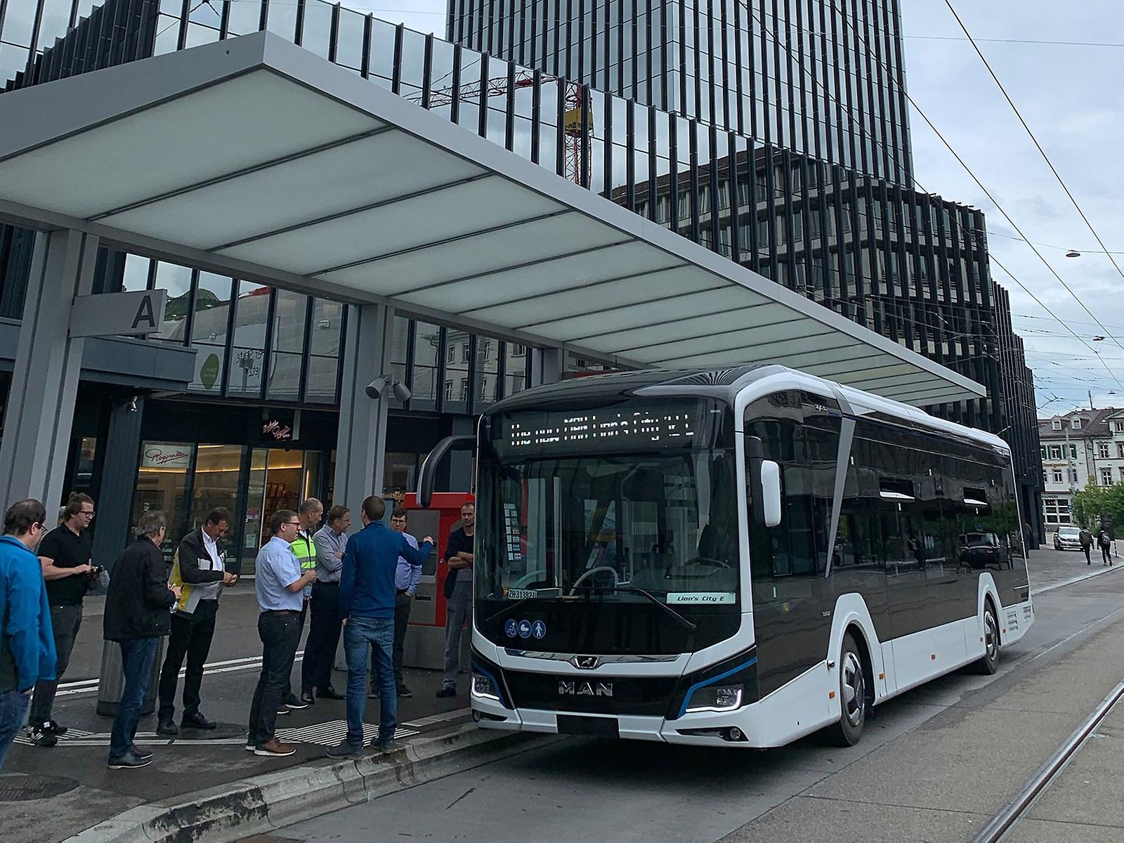 man lion’s city e, electric bus, man electric bus, electric buses, switzerland, test drive, historical centre