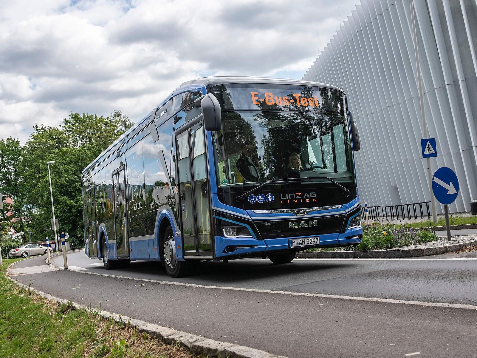 man lion’s city e, electric bus, man electric bus, electric buses, switzerland, test drive, test driver, bus driver