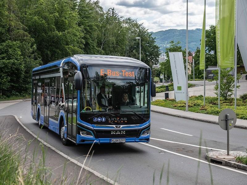 man lion’s city e, electric bus, man electric bus, electric buses, switzerland