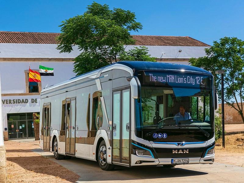 man lion’s city e, electric bus, man electric bus, electric buses, switzerland