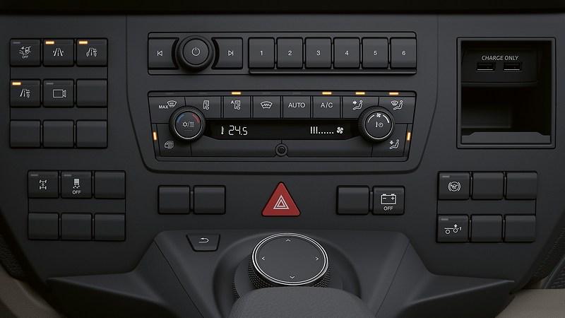 Language recognition via driver card