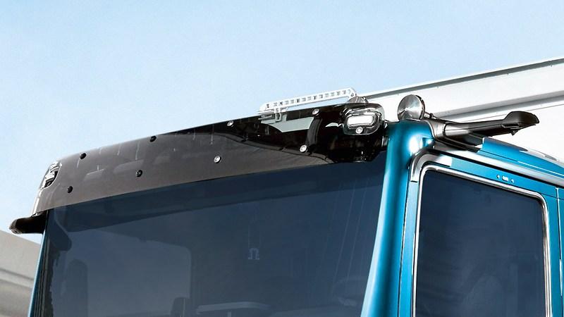 Language recognition via driver card