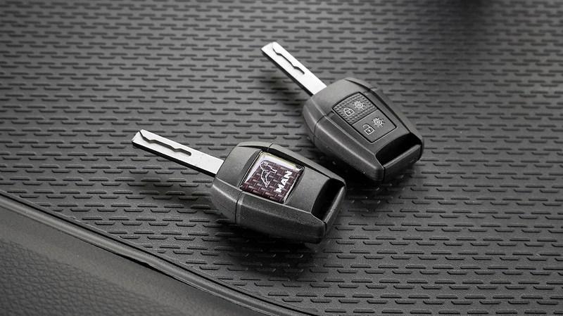 MAN TGX Individual Lion S Interior